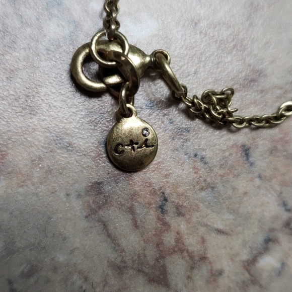 Beautiful Necklace - Picture 3 of 3